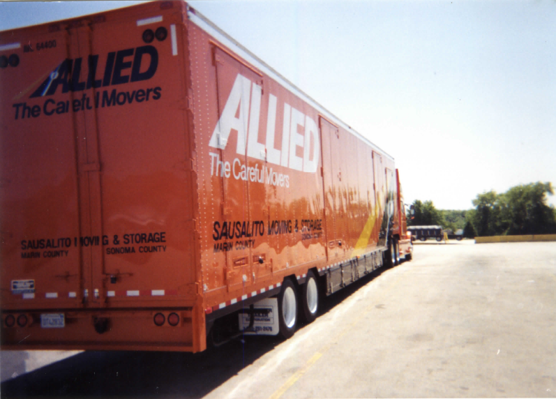 allied van lines truck on long distance move